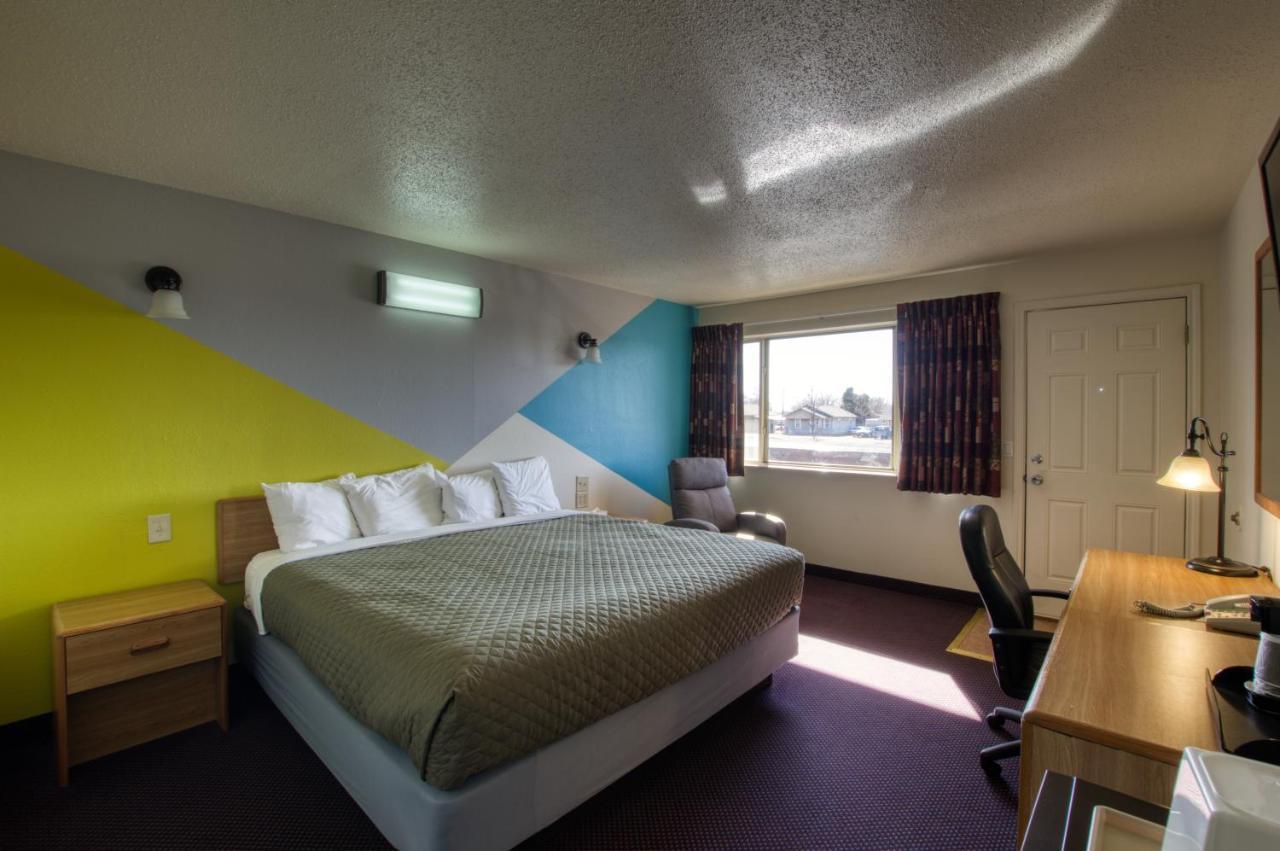 Western Motel Shamrock Bagian luar foto
