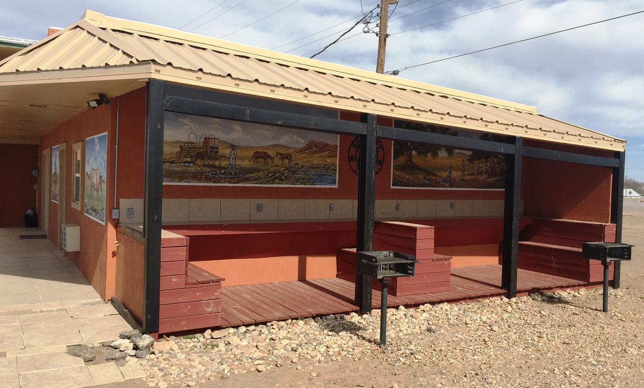 Western Motel Shamrock Bagian luar foto