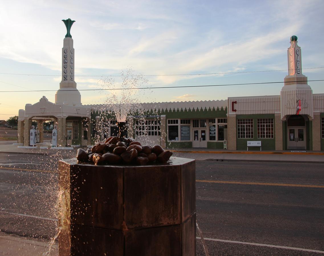 Western Motel Shamrock Bagian luar foto